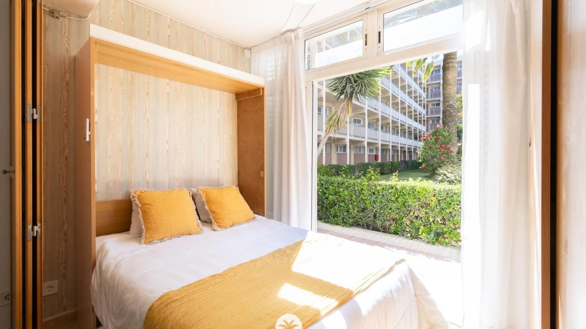 Apartamento Mediterranean Way - Paradis Playa La Pineda 0*,